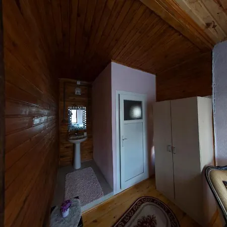 Laz Evi * Rize